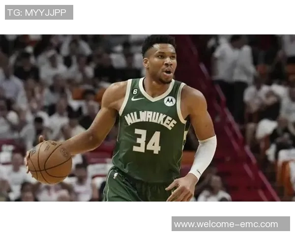 篮网狂胜雄鹿45分追平队史最大赢球分差创历史新篇章